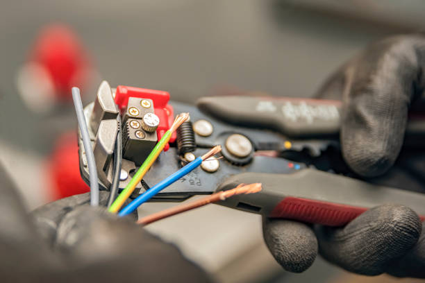 Best Affordable Electrician  in Gosnell, AR